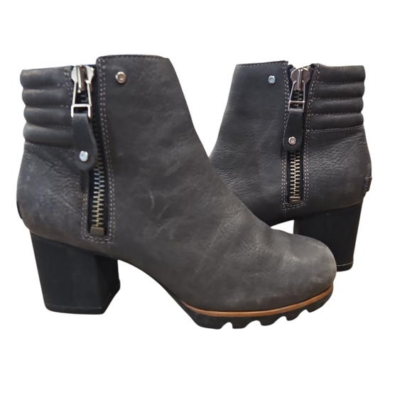 Sorel 9 Gray Danica 3" Stacked Heel Waterproof Boots Lug Sole Side Zip 5" Shaft - Picture 1 of 8